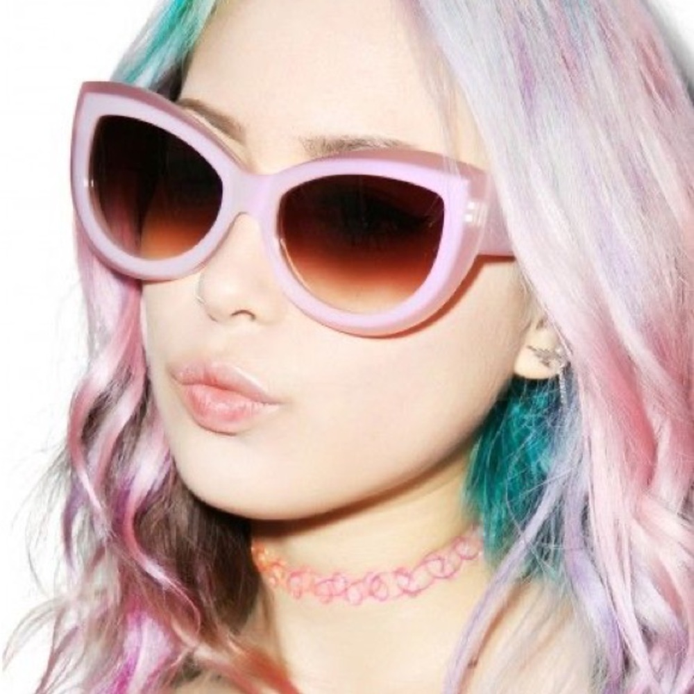 Wildfox Pink Cat-Eye Sunglasses for Women